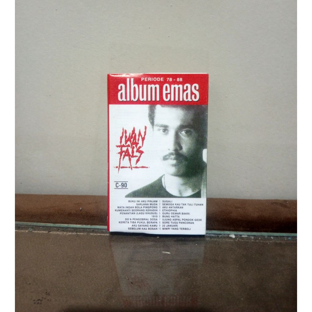 kaset pita iwan fals album emas