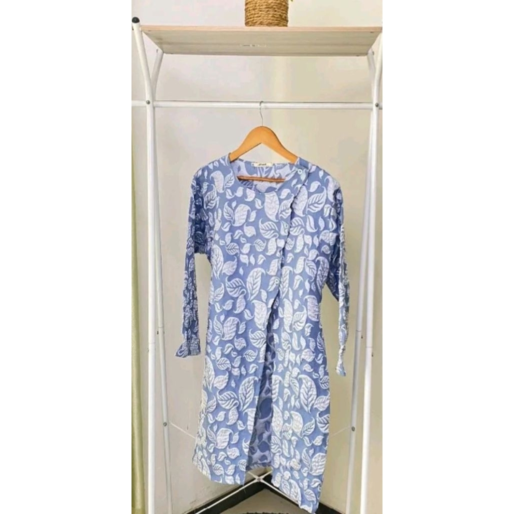 Tunik brukat motif bunga jumbo