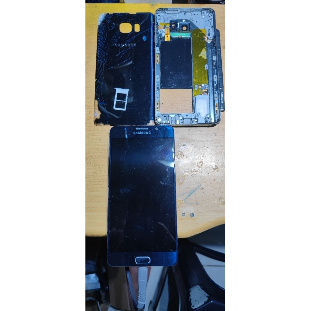 Samsung Galaxy Note 5 (SM-N9208) Normal minus LCD