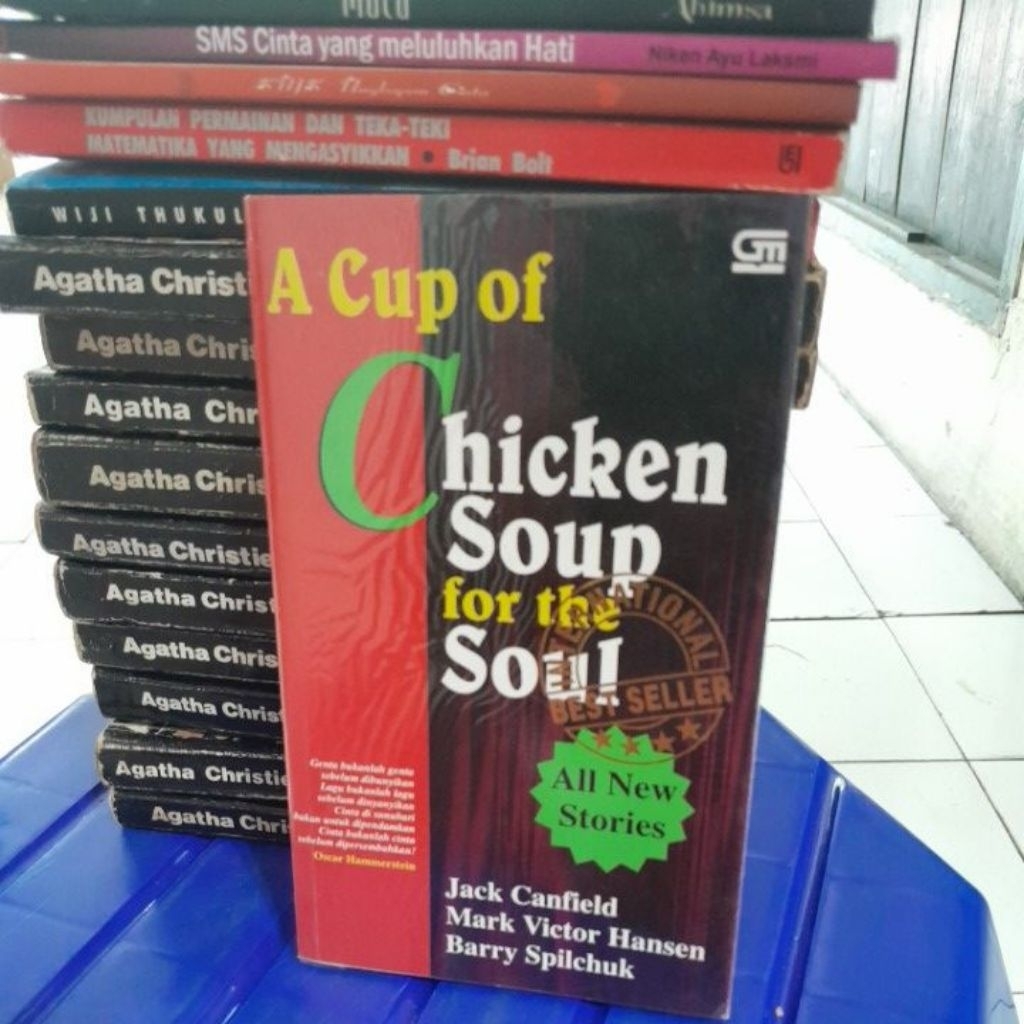 A CUP OF CHICKEN SOUP FOR THE SOUL(Jack Canfield)BUKU BEKAS
