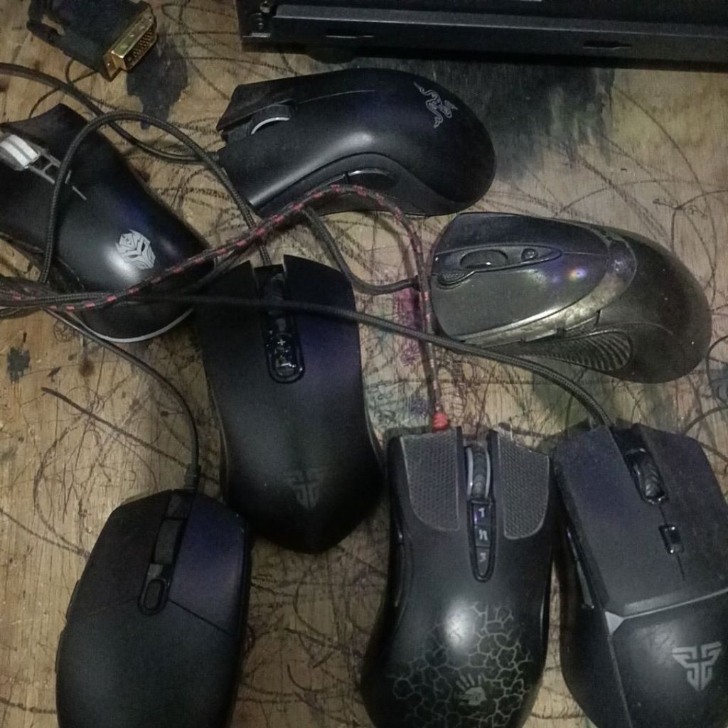 Mouse Bloody A90 Bekas Normal