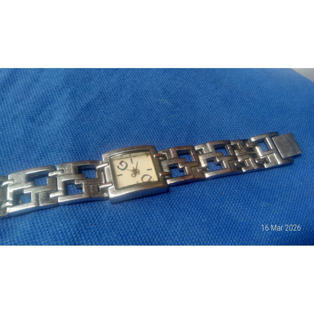 Jam Vintage wanita bekas berkualitas