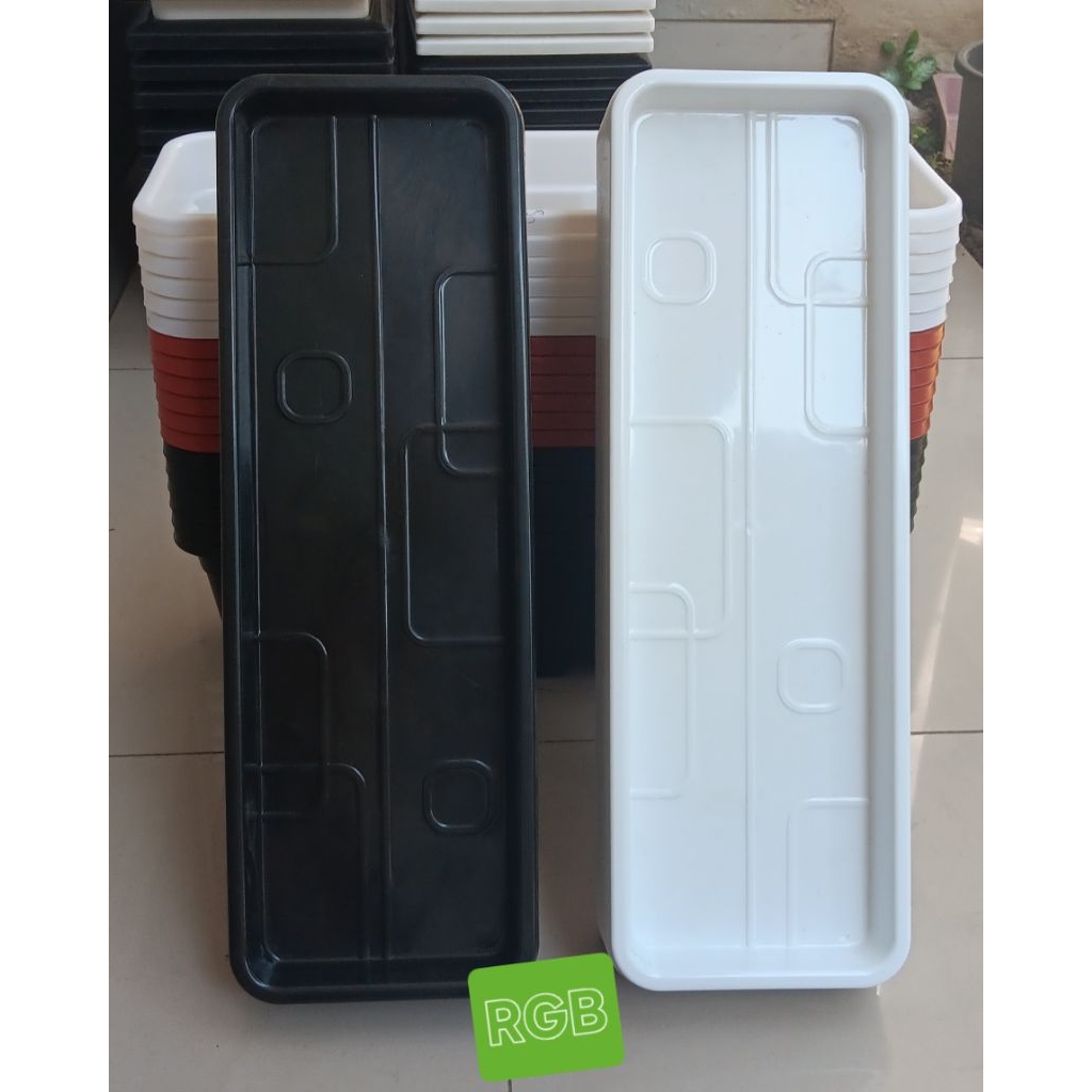 Pot Panjang Alpen 50 dan Alas, Pot Bunga Persegi Panjang, Pot Plastik Alpen. RGB.