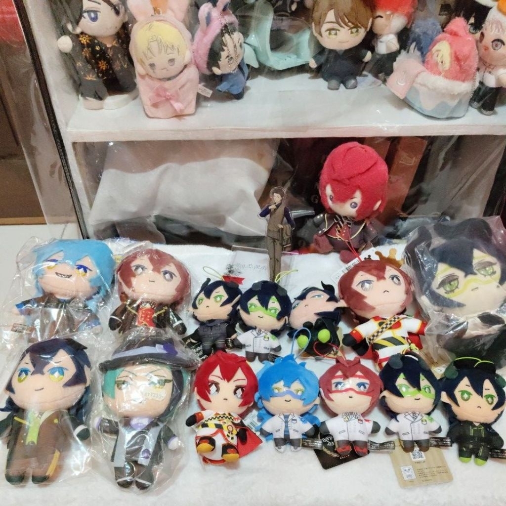 boneka twisted wonderland doll keychain