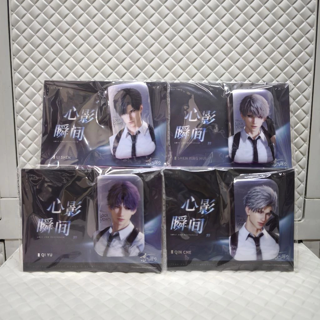 Limited Official Merchandise Love and Deep Space: Total Lockdown Heart Shaped Series Square Tinplate