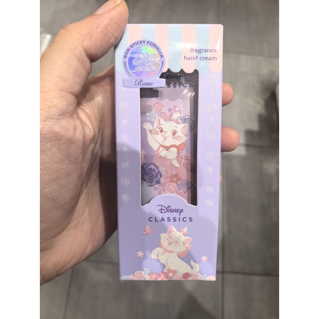 HANDCREAM QYOUNGER FRAGRANCE CHERRY BLOSSOM. QYOUNGER HANDCREAM THE ARISTOCATS ROSE. QYOUNGER HANDCR