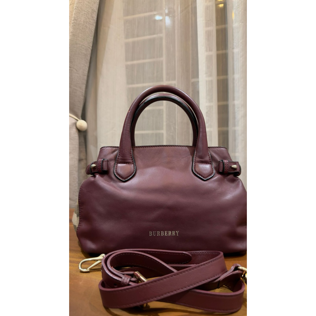Burberry Medium Banner Tote bag preloved