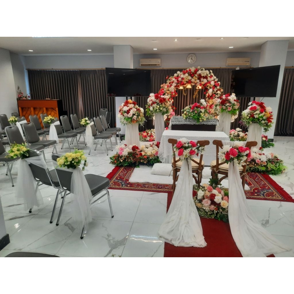 Sewa Dekorasi Lamaran Martumpol Adat Batak - Backdrop Tunangan Batak Modern (backdrop bulat + 4 stan