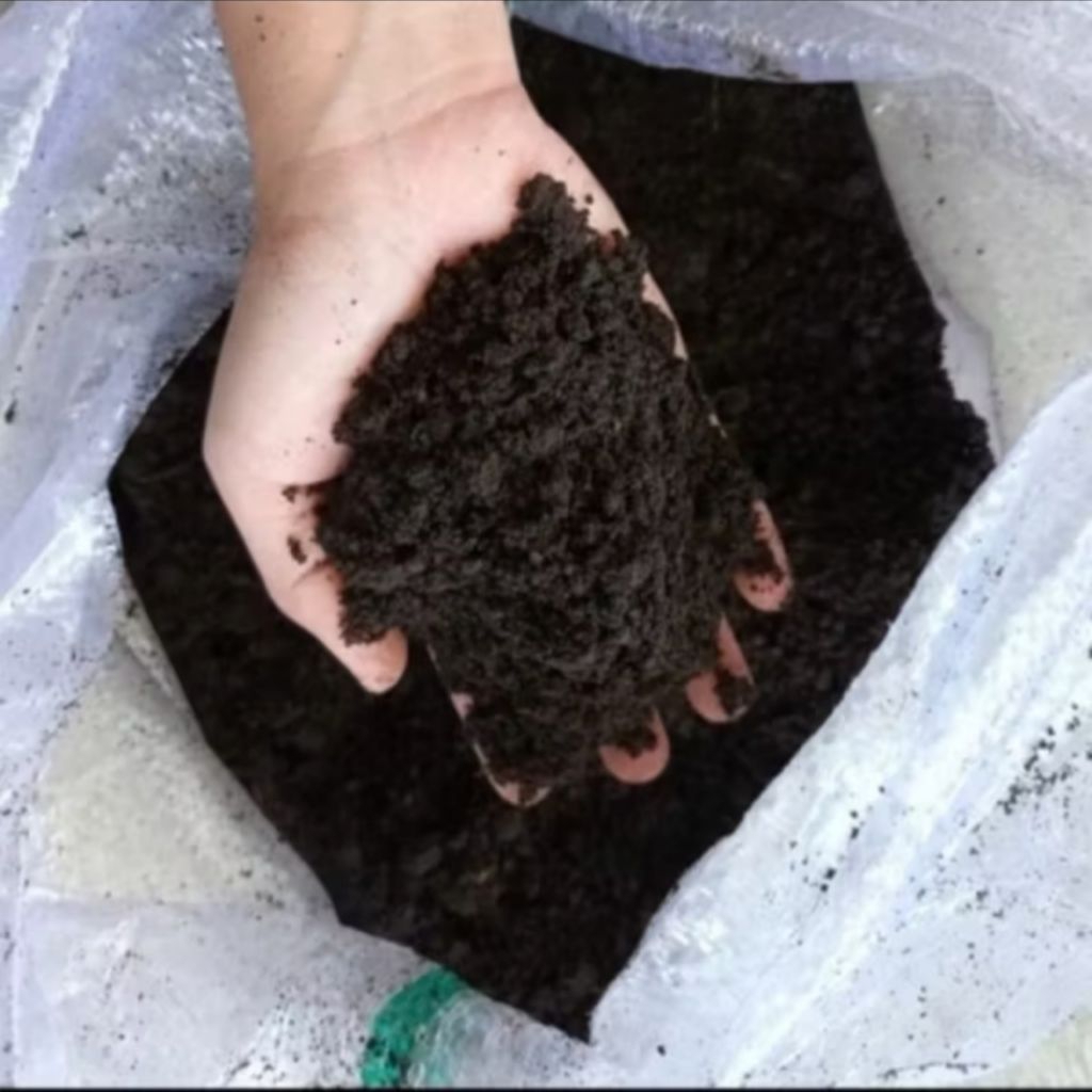 tanah hitam top soil 1kg