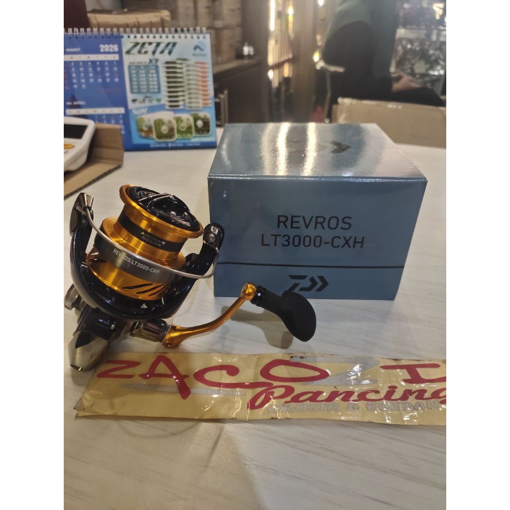 REEL/KATROL PANCING DAIWA REVROS LT 3000-CXH