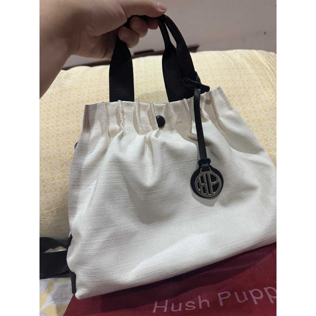 Preloved Like New Hush Puppies Sling Bag