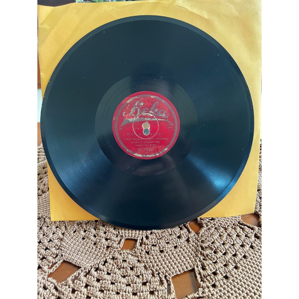Vinyl Orkes Rapi, Ratipin, Kasbi, Mohamad Saleh - Matjan Berlari & Dendang / Piringan Hitam Orkes Ra