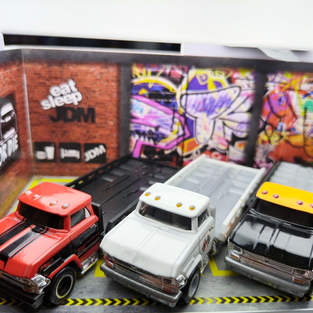 TURUN HARGA Hot Wheels Loose Horizon Hauler Towing Truk Premium BAN KARET