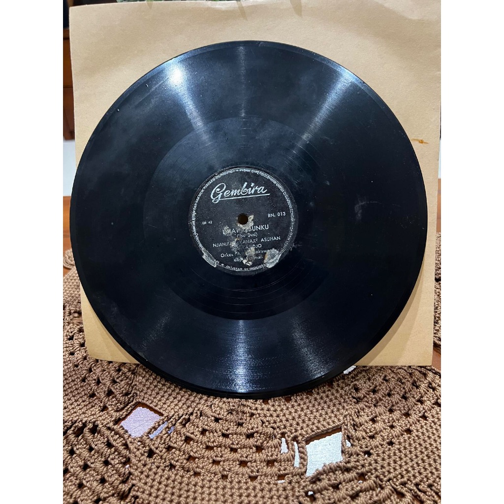Vinyl Njanjian Anak Anak Asuhan Ibu Kasidjo - Lihat Kebunku & Kukurujuk / Piringan Hitam Njanjian An