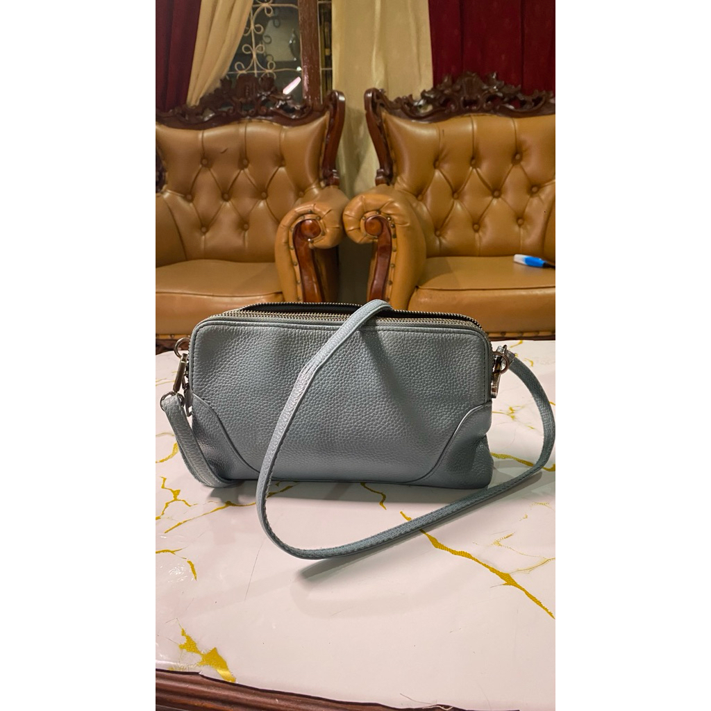 preloved sling bag baby blue