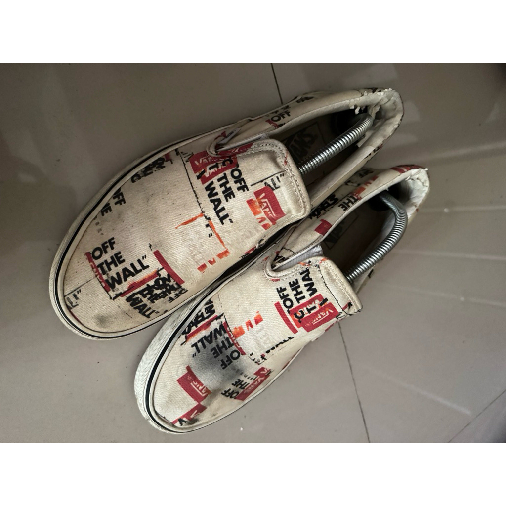 Preloved Sepatu Vans Slip On Cowok