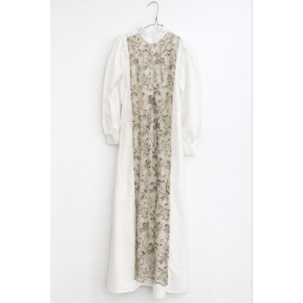 gamis wanita putih brukat