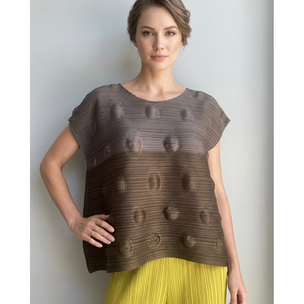 Issey Miyake Pleats Please