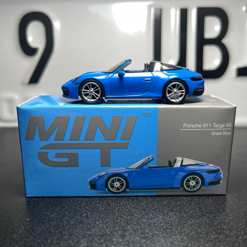 Mini GT Porsche 911 Targa 4S
