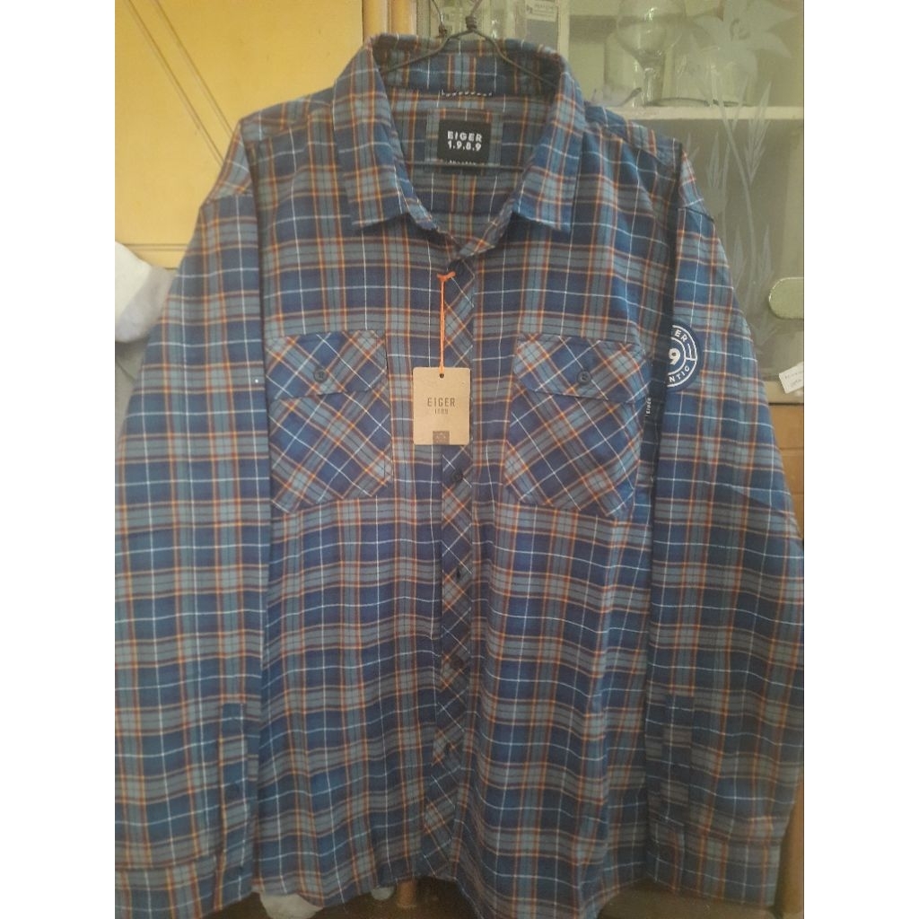 kemeja eiger