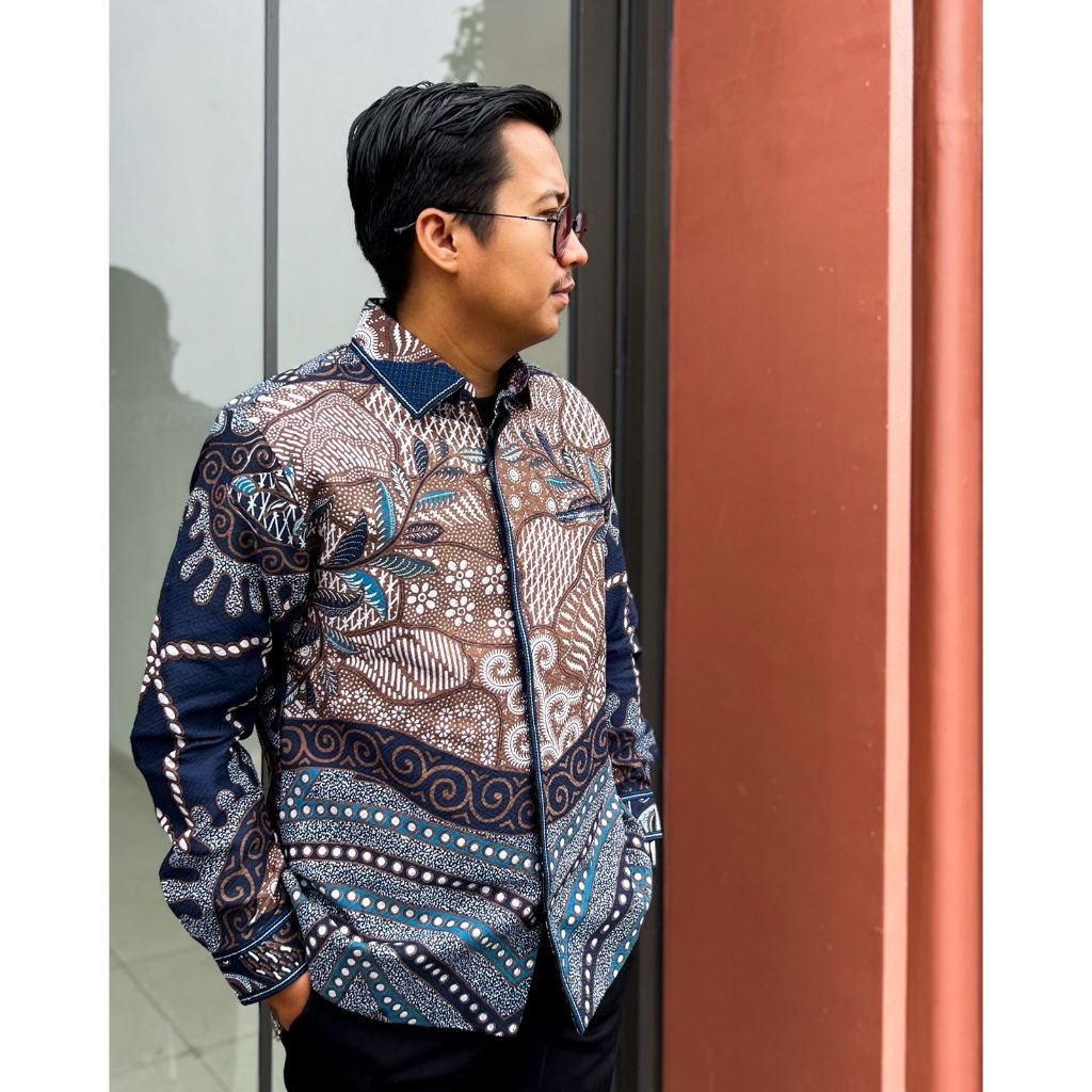 Batik Nusarupa - Mahardika | Kemeja Batik Pria Premium Lengan Panjang Motif Nusantara | Semi Jas
