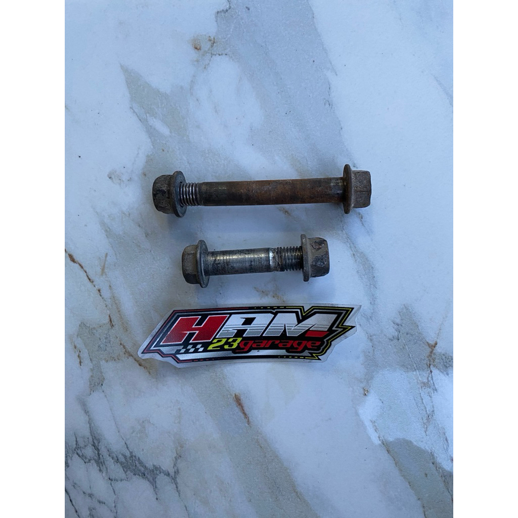 Baut Shock belakang Satria fu ori copotan