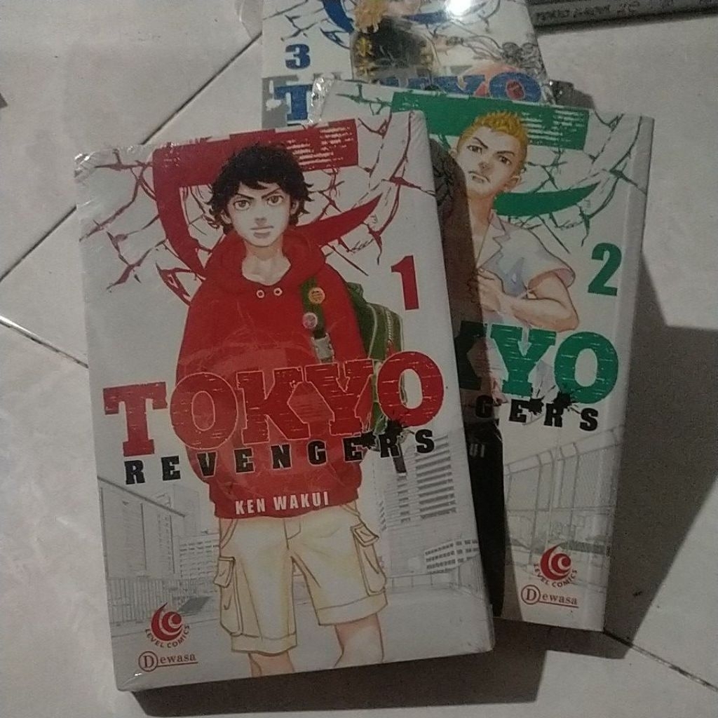 Komik Tokyo Revengers