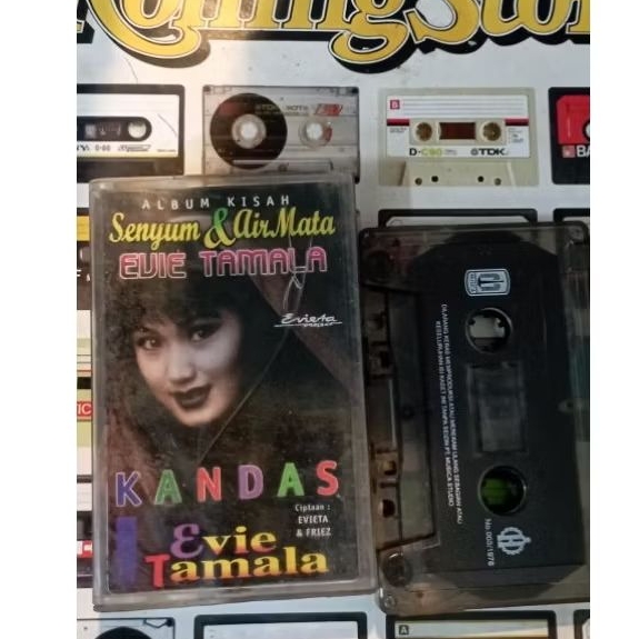 kaset pita evie tamala kandas
