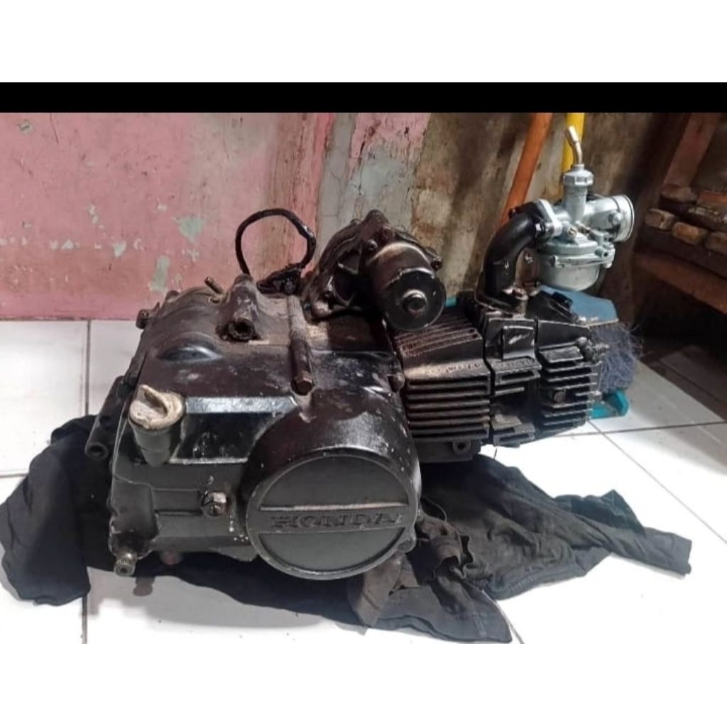 Mesin satu benda siap pakai motor Honda Supra grand prima legenda Astrea Star C70 original copotan