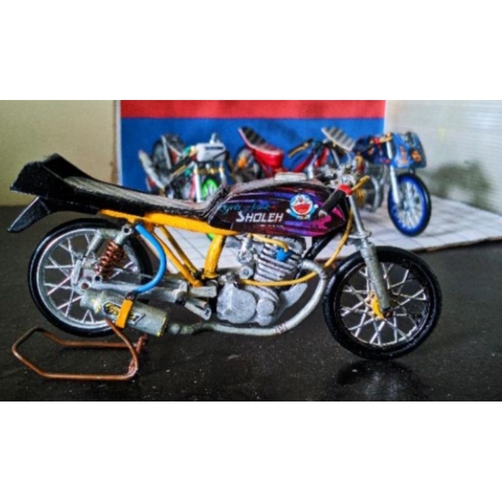 miniatur motor drag Honda gl 100 mainan bisa di bongkar pasang