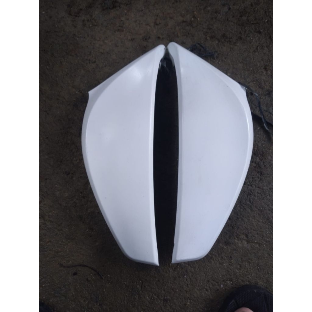 cover body sayap depan yamaha mio j original
