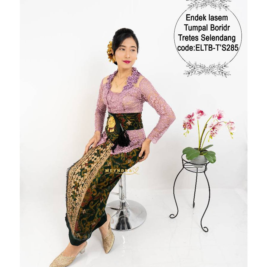 MEYNDRA BUSANA--Endek Tumpal Bordir Tretes Selendang/Endek Semi Mastuli Tumpal Bordir Tretes Selenda