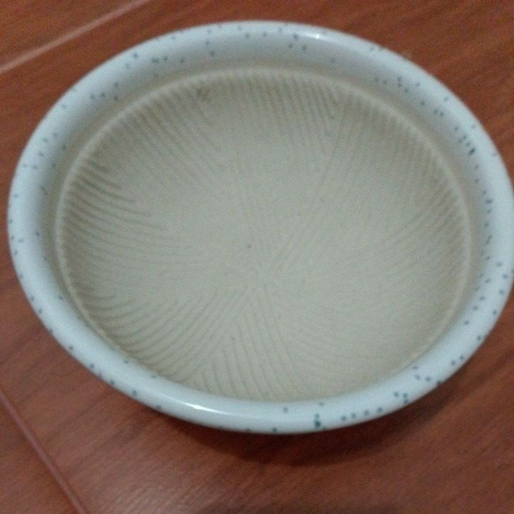 Cobek bulat keramik RIJEK tanpa ulekan.