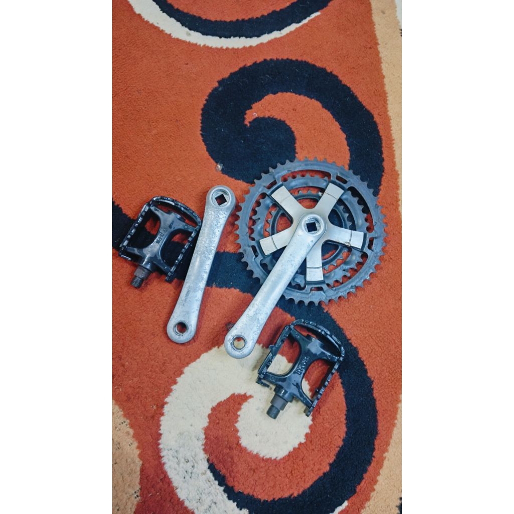 Crank Altus C10 vintage 3 speed