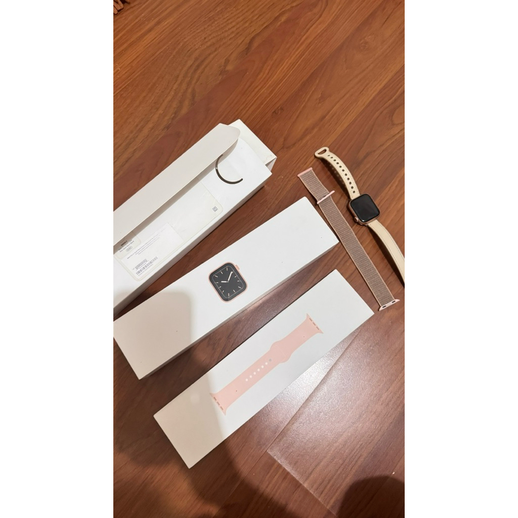 Apple watch 5 gold pink