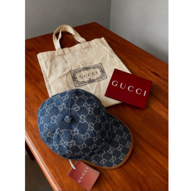 preloved new with tag Gucci Denim Baseball Cap Blue White