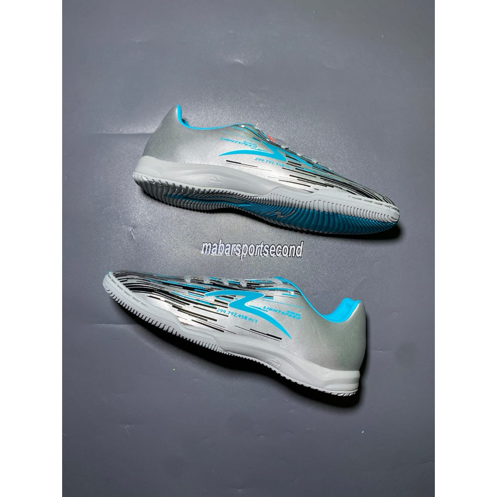 SPECS REBORN SILVER BLACK AQUA FUTSAL