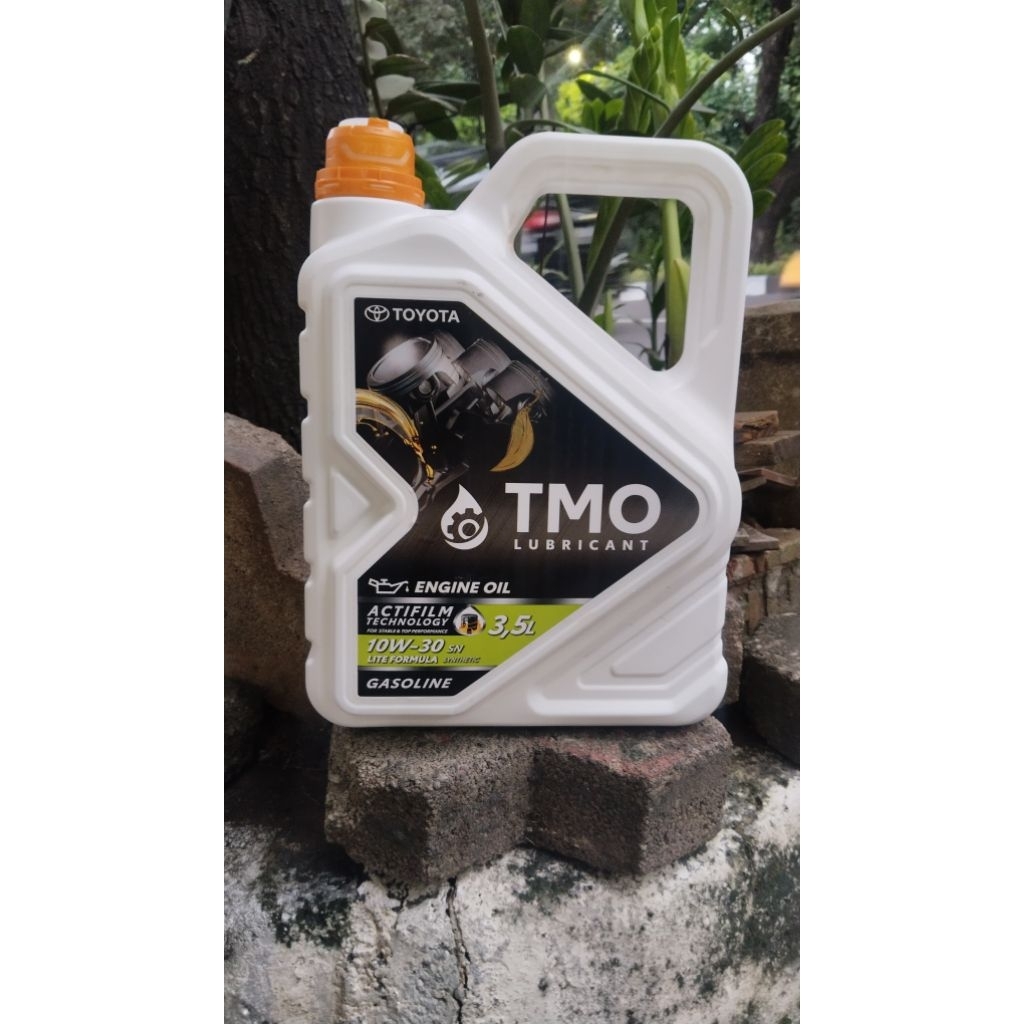 Oli Toyota Motor Oil TMO 10W 30 3.5 Liter Instant Only