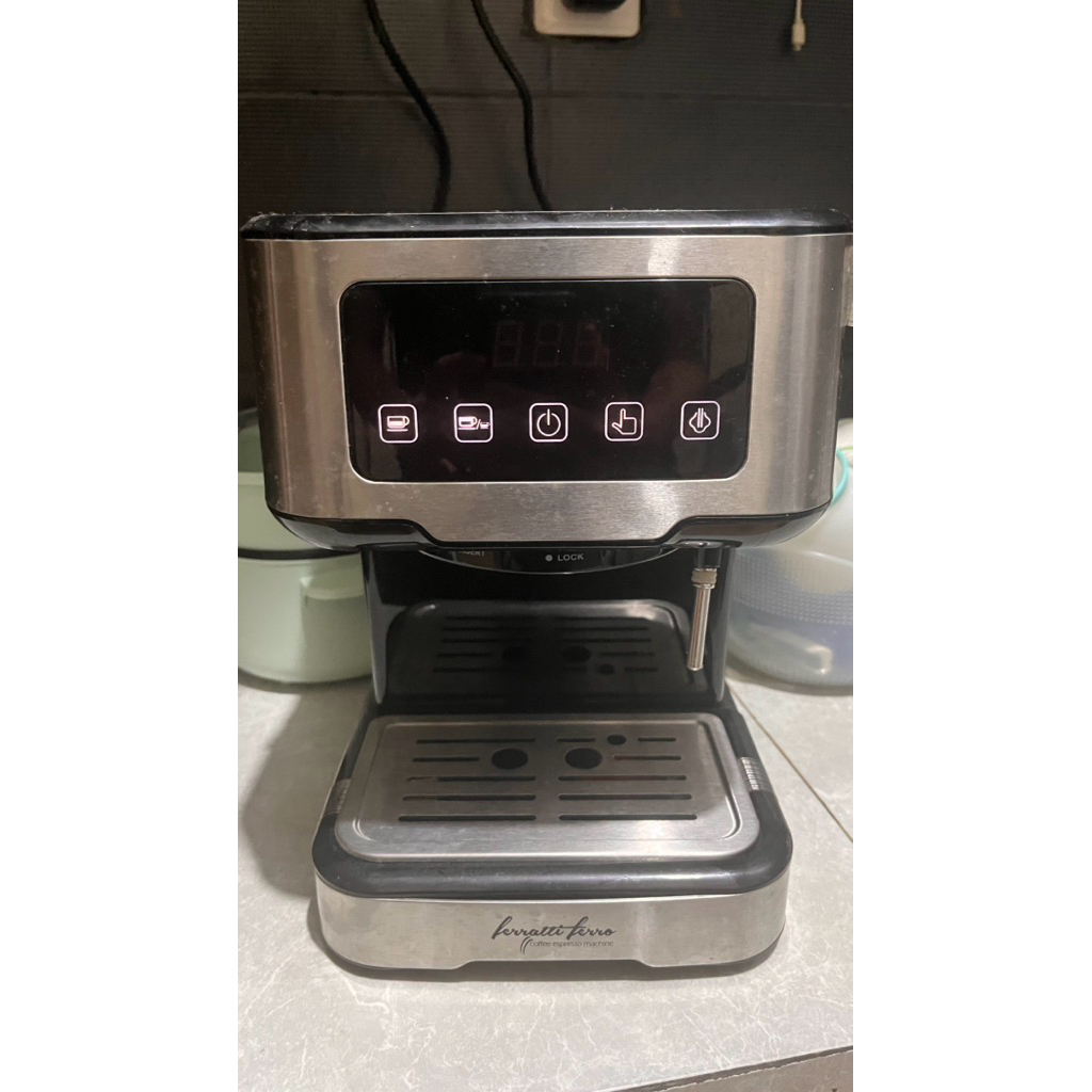 Mesin Kopi Ferratti Ferro FCM 5403E Bekas