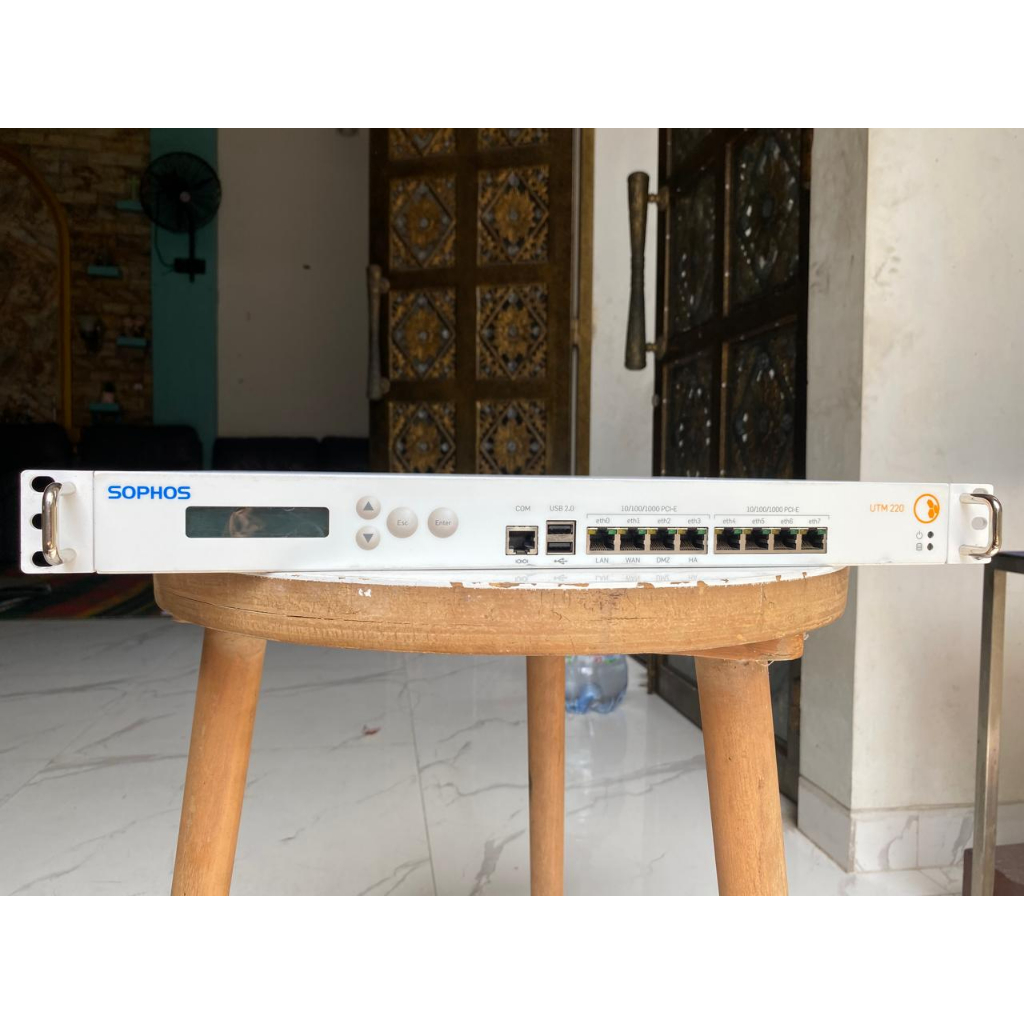RACK MOUNTABLE 1U SOPHOS UTM 220 - HARGA TERMURAHH - BERGARANSI