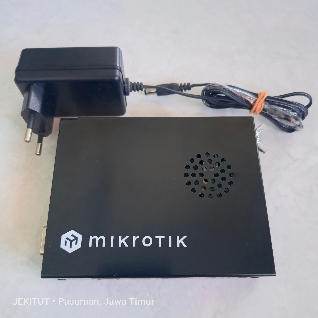 MikroTik RB450Gx4 • MikroTik Gx4