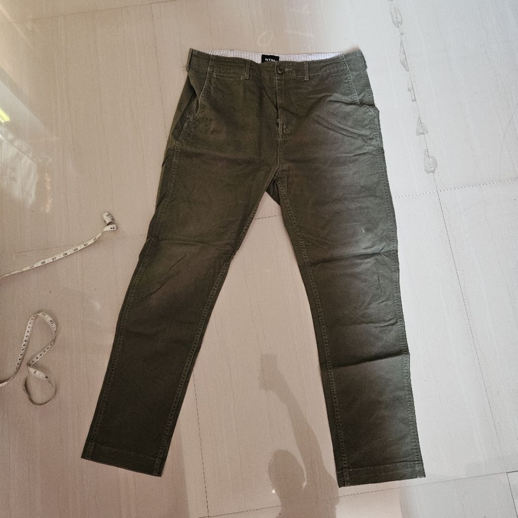 Preloved Beams Chino Made in Japan Skinny fit size L (33-34)