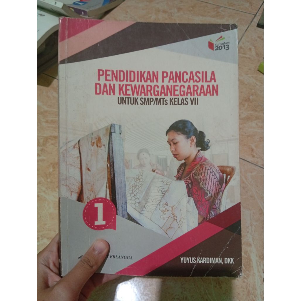 BUKU BEKAS PPKN KELAS 7 SMP/MTs ERLANGGA