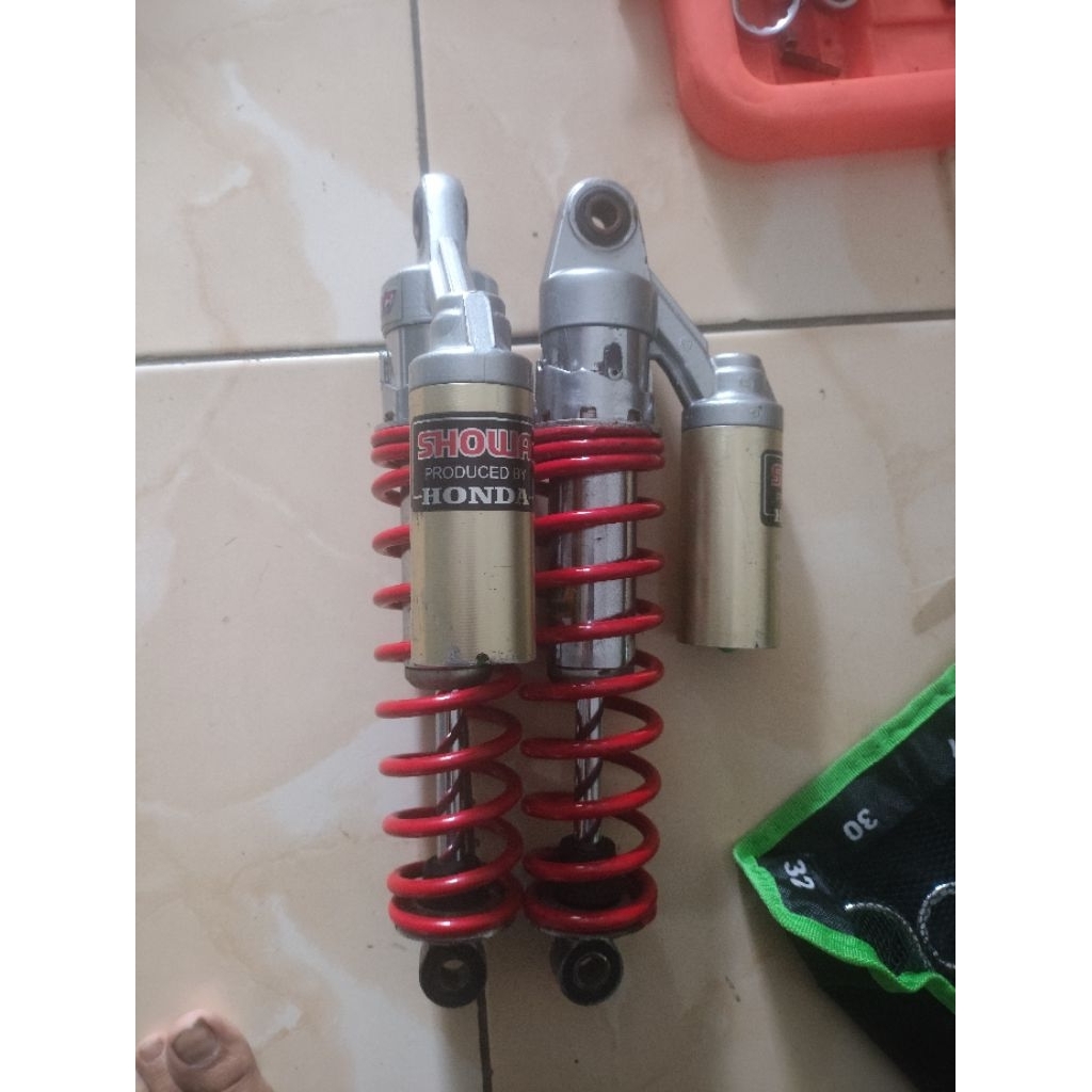 shock cb400 showa ori