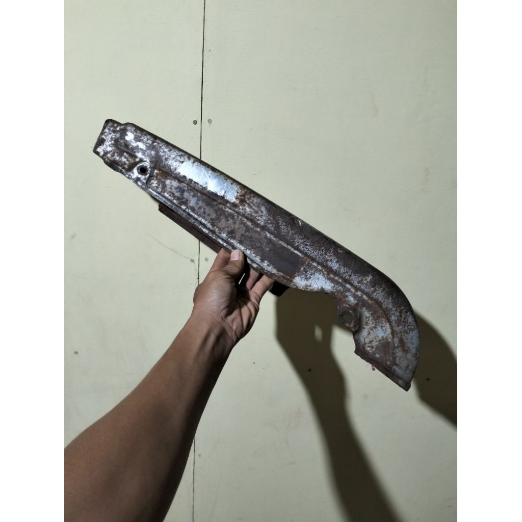Katengkas tutup rantai bagian atas gl100 gl125 cb100 k5 original silver