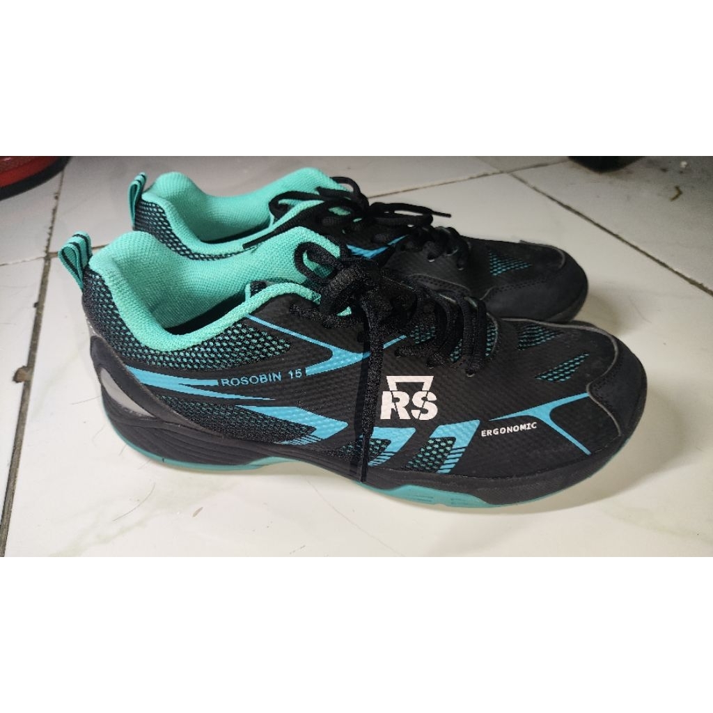 Sepatu Bulutangkis RS Rosobin ukuran 45