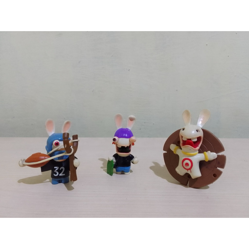 FIGURE RABBIDS INVASION