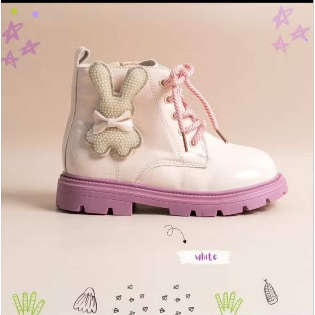 Sepatu Boots anak perempuan (preloved like new) size27