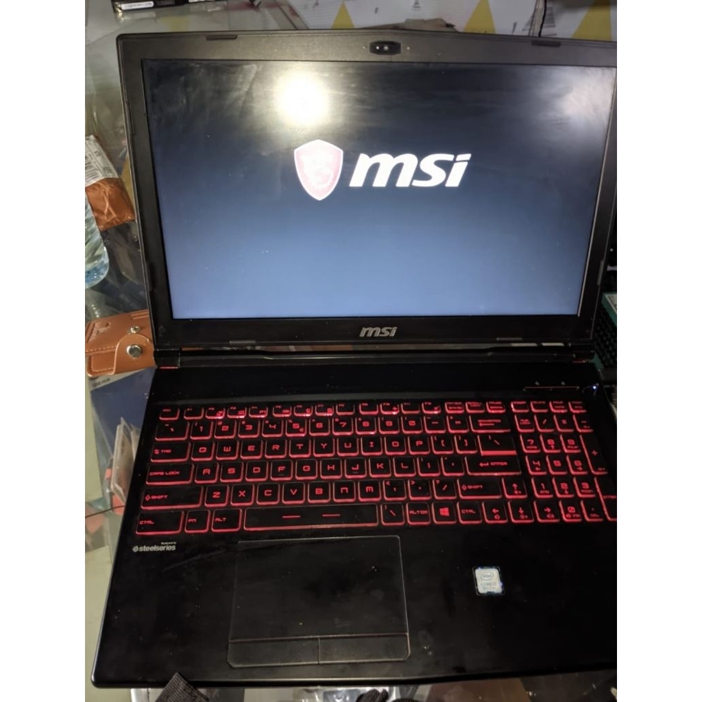 Laptop MSI minus