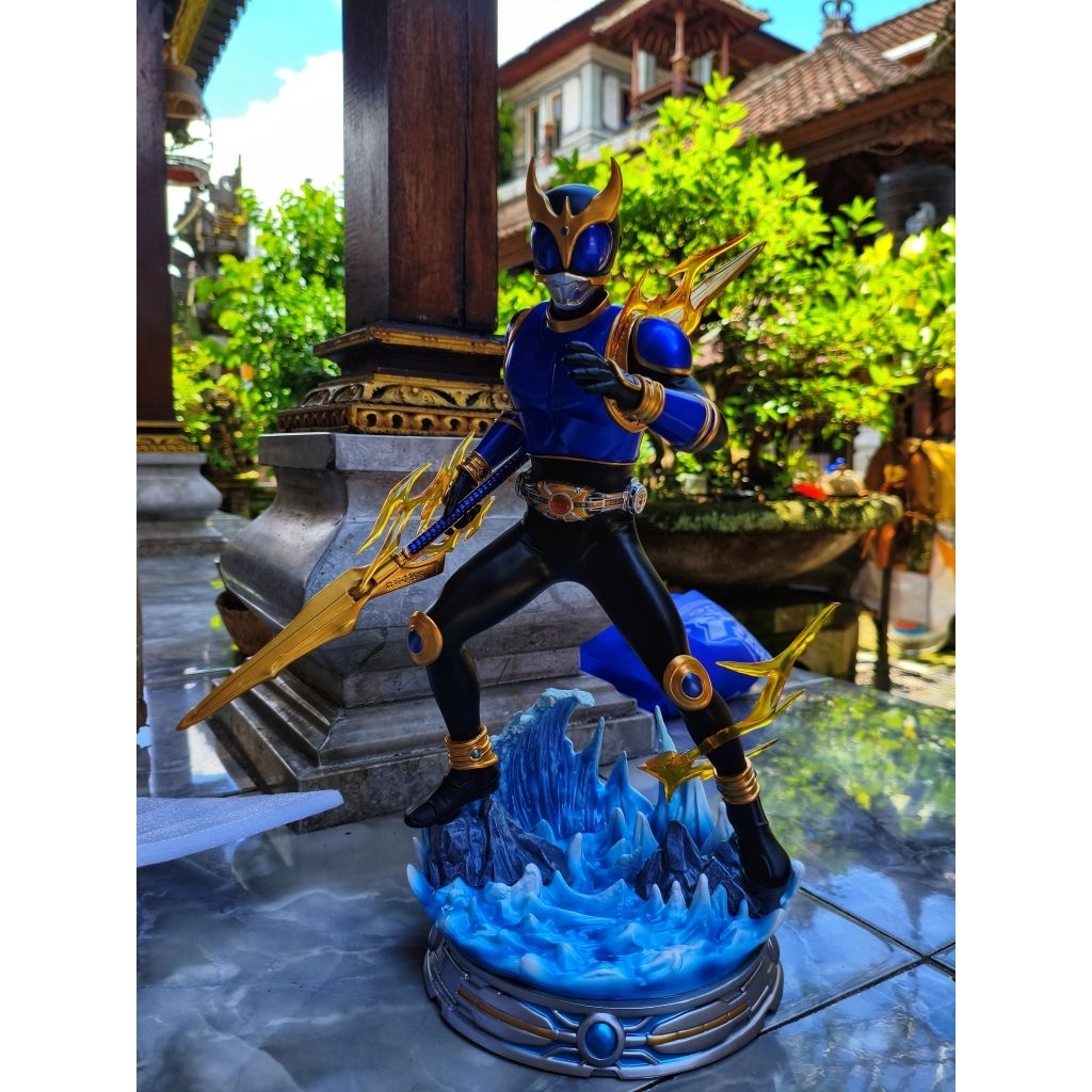 PVC KAMEN RIDER KUUGA RISING DRAGON FORM 40CM